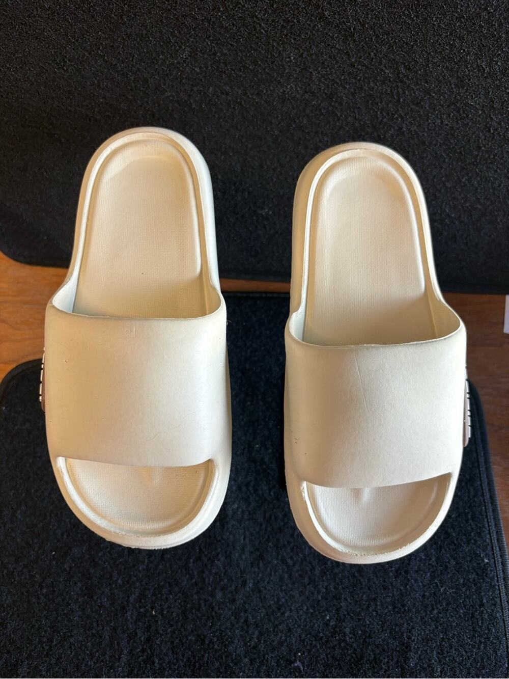 Women’s white Platform Slide Sandals Size 40/41 EU (US 9–10) Comfort Slides
